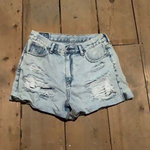 American Eagle mom shorts